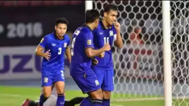 Striker Thailand Teerasil Dangda pernah berseragam Man City