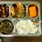 Prabowo Bandingkan Kapasitas Produksi MBG dengan McDonald’s di Hadapan Pemimpin Dunia pada Forum WEF 2026