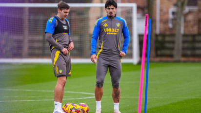 Mees Hilgers Cedera ACL, Bek Juara Liga Inggris Ini Bisa Jadi Opsi Naturalisasi dan Dipanggil Bela Timnas Indonesia Buat Piala Asia 2027