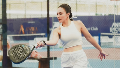 Dari Meksiko ke Indonesia, Padel vs Tenis: Olahraga Mirip Tapi Beda Jauh, Mana yang Lebih Seru? Simak 8 Faktanya!