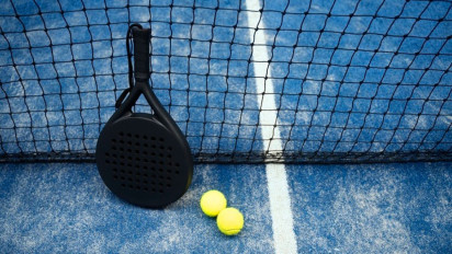 5 Raket Padel dengan Harga Paling Mahal di Dunia, Ada yang Berlapis Emas 24 Karat