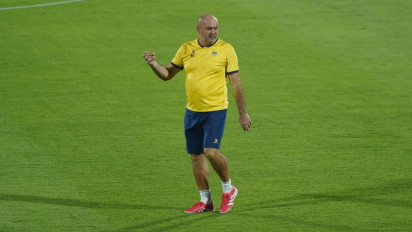 “Sabda” Wak Haji Umuh, Bojan Hodak Tetap di Persib Bandung Saja, Jangan Tangani Timnas Indonesia: Potong Kuping Saya, Paling Juga..