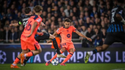 Barcelona Panik! Eric Garcia Patah Hidung Usai Drama 6 Gol di Liga Champions