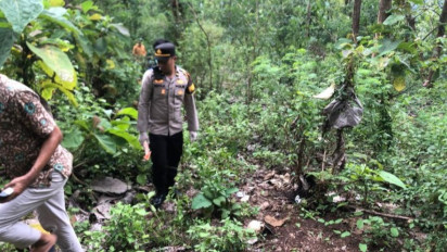 Lebih dari Sebulan Kerangka Manusia Tergeletak di Hutan Ponorogo, Polisi Amankan Barang Bukti Ini