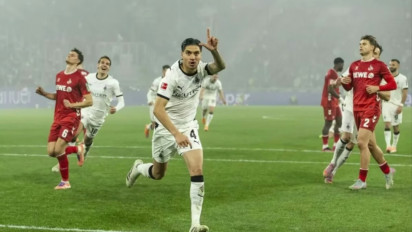 Kevin Diks Cetak Gol Debut Berkelas di Jerman, Monchengladbach Hajar Koln 3-1!