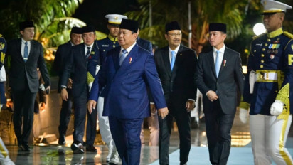 Gibran Dampingi Prabowo Hadiri Upacara Peringatan Hari Pahlawan 2025