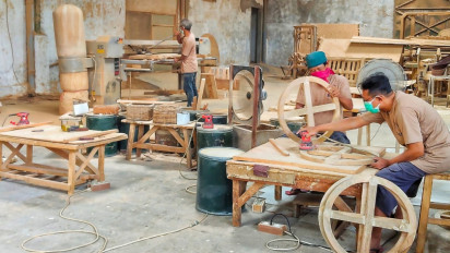 Meubelair Karya Warga Binaan Pemasyarakatan Lapas Kelas I Surabaya Menembus Pasar Australia