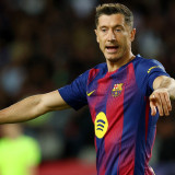 Bursa Transfer Liga Italia: AC Milan dan Juventus Berebut Tanda Tangan Robert Lewandowski Musim Panas Nanti