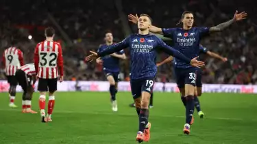 Leandro Trossard dalam laga Sunderland vs Arsenal