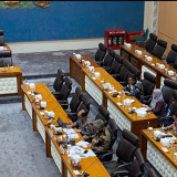 Bea Cukai Belanda Pernah Deteksi Paparan Zat Radioaktif di Sepatu Kets Asal Indonesia, Pemerintah Pastikan Sudah Ditangani Sesuai Prosedur