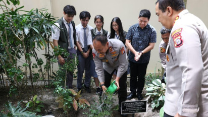 Perkuat Gerakan Ekologis, Polda Riau Tanam 21.000 Pohon dan Bekali Pelajar Green Policing