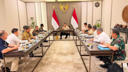 Jelang Terbang ke Australia, Presiden Prabowo Pimpin Rapat Mendadak Bahas Penyerapan Anggaran di Halim