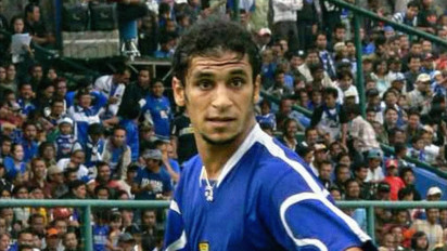 Punya Kenangan dengan Redouanne Barkaoui? Striker Asing Persib Bandung Pemilik Selebrasi Gol Tari Jaipong, Kondisinya Sekarang...