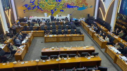 Wakil Ketua Baleg DPR Minta Armand Maulana Nyanyi di Rapat: Satu Bait Saja
