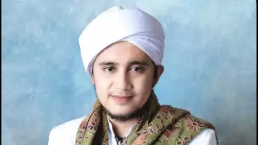Ulama Muhammad Ismael Al Kholilie atau Lora Ismail