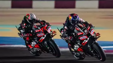 Dua pembalap Aprilia, Jorge Martin dan Marco Bezzecch di MotoGP 2025
