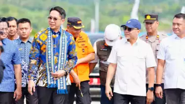 Menteri Koordinator Bidang Pangan, Zulkifli Hasan, turut hadiri pembukaan Pesta Rakyat Hari Ulang Tahun ke-69 Lampung Selatan, Jumat (14/11).