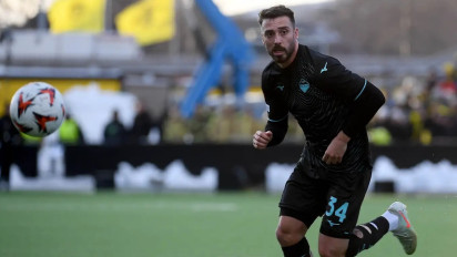 Bursa Transfer AC Milan: Allegri Tersenyum Lebar! Giorgio Furlani Turun Langsung Demi Bajak Bek Lazio di Januari Ini