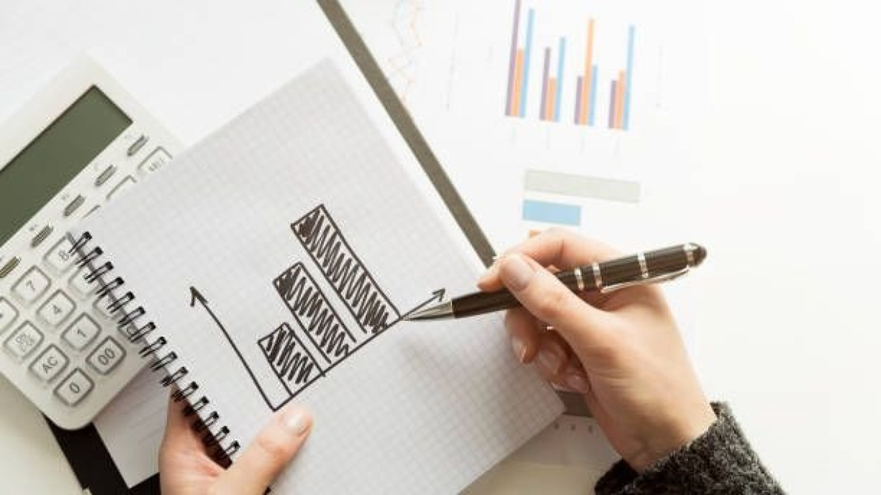 Ramalan Zodiak Karier: Cancer dan Leo, Virgo harus Lebih Berhati-hati dalam Mengambil Keputusan
            - galeri foto