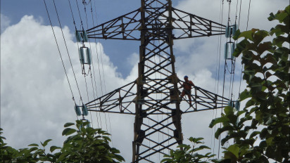 Percepat Pemulihan dan Pengamanan Jaringan SUTT 150 kV di Palmerah, PLN UIT JBB Lakukan Ini