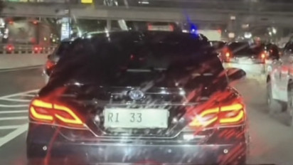 Viral Mobil Plat RI 33 Tanpa Patwal, Netizen Heboh: Menteri Bahlil Kah?