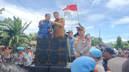 Melalui Sambungan Telepon Seluler, Bupati Serang Akan Perjuangkan Pelebaran Jalan di Bojonegara