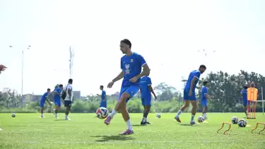 Striker Prancis dapat Instruksi Khusus oleh Bojan Hodak Jelang Laga Persib vs Dewa United