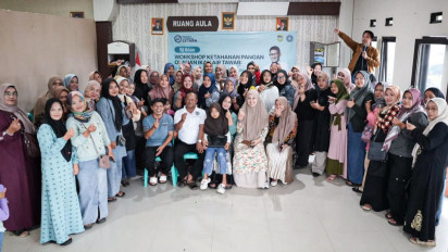 Dorong Peciptaan Lapangan Kerja, Ibu-ibu PKK di Tasikmalaya Ikut Pelatihan Olahan Ikan