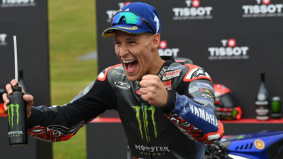 Kembali Jajal Yamaha V4 saat Tes di Valencia, Fabio Quartararo Bilang Ia Kini Menyukai Motor Barunya Itu