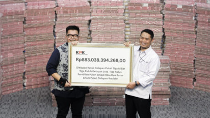 Berita Foto: Penampakan Tumpukan Uang Rp300 Miliar Hasil Rampasan Kasus Korupsi yang Diserahkan KPK Kepada PT Taspen