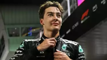 Pembalap Mercedes, George Russell