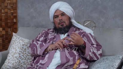 Ustaz Derry Sulaiman Singgung Soal Nafkah Habib Bahar bin Smith ke Helwa Bachmid: Bukan Orang Nggak Punya Duit