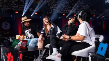 Atlet voli cantik Yolla Yuliana