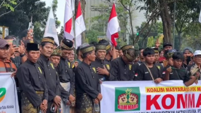 Geruduk Kantor Kejati Riau, Kommari Bawa Lima Tuntutan Penetapan Kawasan Hutan