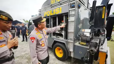 Kapolri Cek Langsung Personel-Sarpras Polda DIY, Pastikan Siap Hadapi Potensi Bencana.