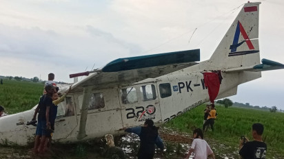 Breaking News: Pesawat Jatuh di Karawang, Korban Selamat Namun Alami Luka