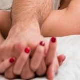 3 Gaya Hubungan Intim buat Istri Orgasme di Ranjang, Paksu Wajib Coba!