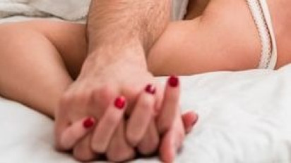 3 Gaya Hubungan Intim buat Istri Orgasme di Ranjang, Paksu Wajib Coba!