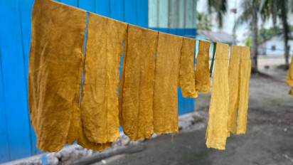 Ketika Benang Mengubah Takdir: Kisah Perempuan Raja Ampat Bangkit Lewat Ekonomi Kreatif