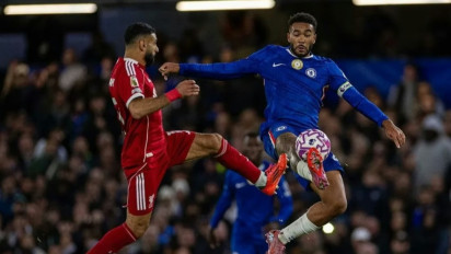 Pedro Neto dan Enzo Fernandez Menggila! Chelsea Curi 3 Poin di Kandang Burnley