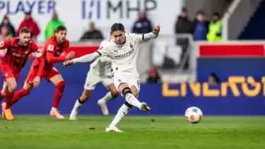 Kevin Diks cetak gol untuk Borussia Monchengladbach