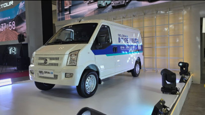 Spesial di GJAW 2025, DFSK Kejutkan Pasar Mobil Listrik Komersial dengan Rilis Gelora E, Harga Dibawah Rp 250 Juta