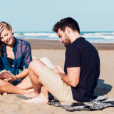 Ramalan Cinta Shio 16 Maret 2026: Kehidupan Asmara Tikus hingga Babi