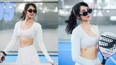 Anya Geraldine saat berolahraga padel