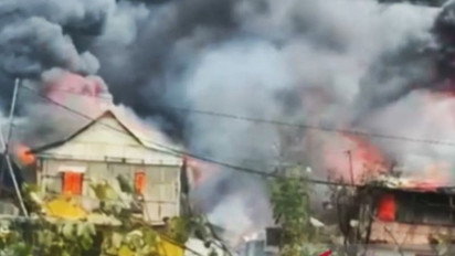 Polisi Tangkap Terduga Pelaku Pembakaran Rumah Saat Bentrokan di Tallo