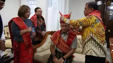 Wakil Menteri Pertanian (Wamentan) Sudaryono mendapat marga Sitepu Minggu (23/11/2025).