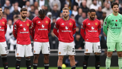 Ada Manchester United, 3 Klub Papan Atas Ini Jadi yang Paling Sering Angkat Trofi Liga Inggris