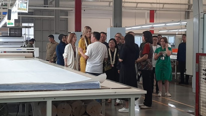 Ratu Belanda Maxima Zorreguieta Kunjungi Pabrik Garmen di Sragen