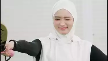 Inara Rusli main Padel