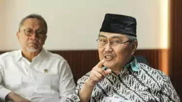 Jimly Asshiddiqie sambangi rumah dinas Zulkifli Hasan, Rabu (26/11/2025)